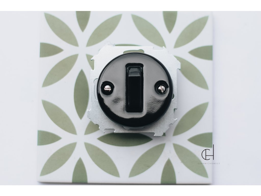 Porcelánový vypínač typ6 do sestavy bez rámečku ČERNÁ