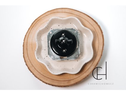 Keramický otočný vypínač typ 7 do sestavy bez rámečku ČERNÁ bezšroubkový