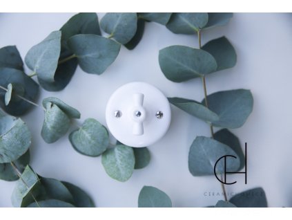 Keramický vypínač typ 7 pro povrchovou elektroinstalaci BÍLÁ