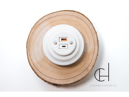 Keramická USB zásuvka kompletní BÍLÁ