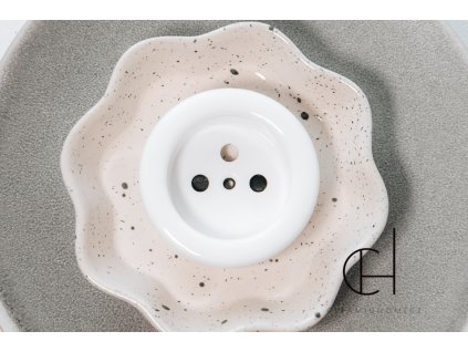 NÁHRADNÍ DÍL- Střed zásuvky BÍLÁ (nový model 2025/2026)