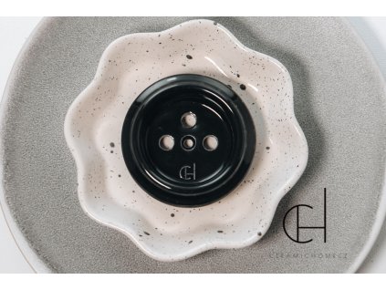 NÁHRADNÍ DÍL - Střed zásuvky ČERNÁ (starý model 2024)