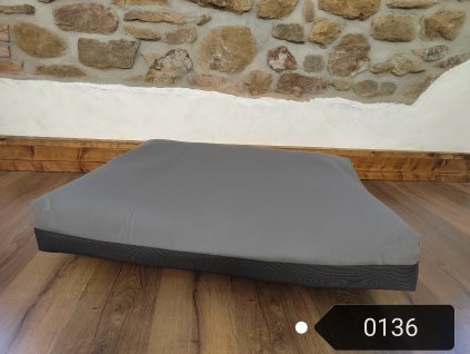 0136, ŠEDÁ,TMAVÁ