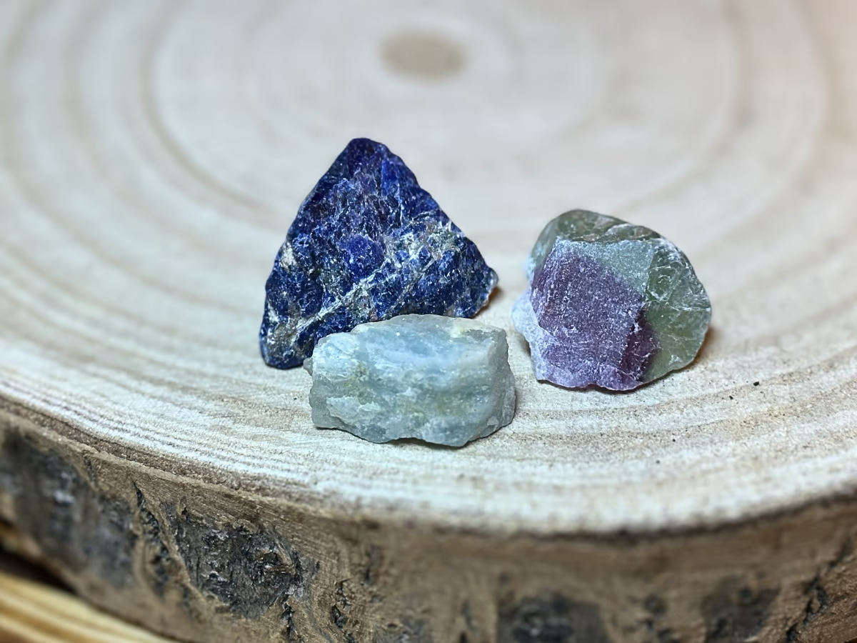 Minerály do vody: Které prospějí tvým vibracím a na které si dát pozor?