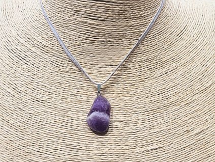 Ametyst - přívěsek; 25-30mm