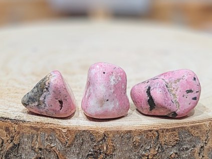 Rodochrozit - tromlovaný kámen; 35-40mm