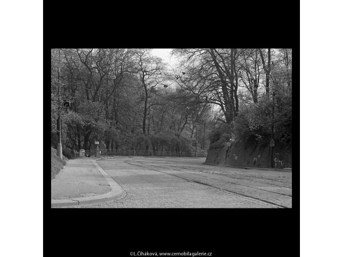 Chotkova silnice (5245-3), Praha 1967 duben, černobílý obraz, stará fotografie, prodej