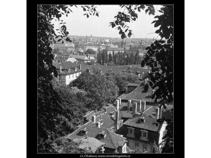 Malá Fürstenberská zahrada (165-3), Praha 1959 červen, černobílý obraz, stará fotografie, prodej