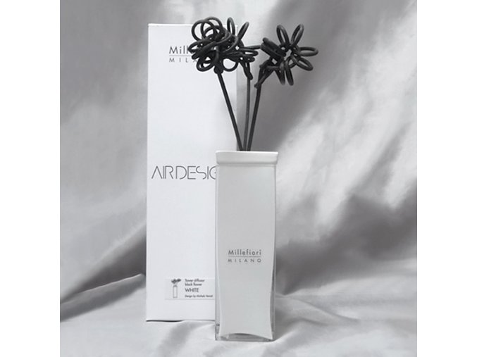 210067 black-flower-t-white-aroma-difuzor I