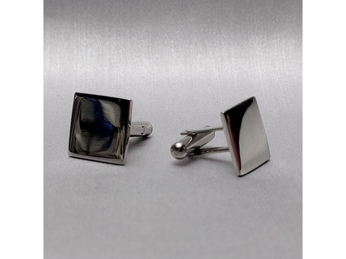 602975 I manzetove-knoflicky-ctverec