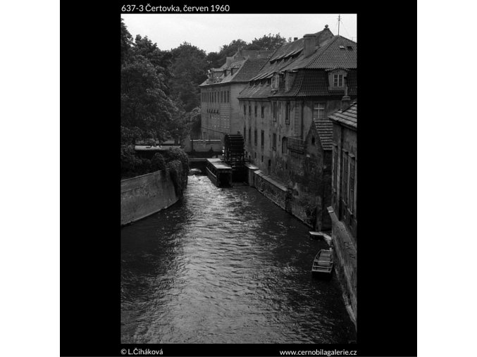 Čertovka (637-3), Praha 1960 červen, černobílý obraz, stará fotografie, prodej