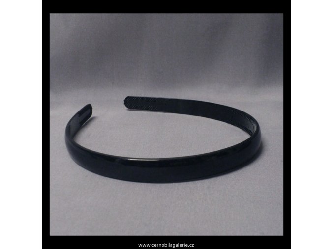 Čelenka simple black