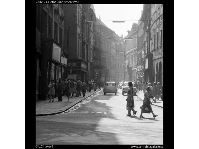 Celetná ulice (2342-2), Praha 1963 srpen, černobílý obraz, stará fotografie, prodej