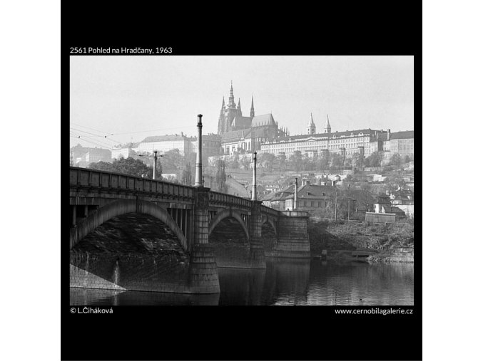 Pohled na Hradčany (2561), Praha 1963 , černobílý obraz, stará fotografie, prodej