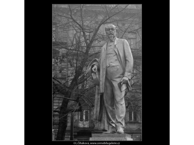 Pomník Jakuba Arbesa (2855-2), Praha 1964 , černobílý obraz, stará fotografie, prodej