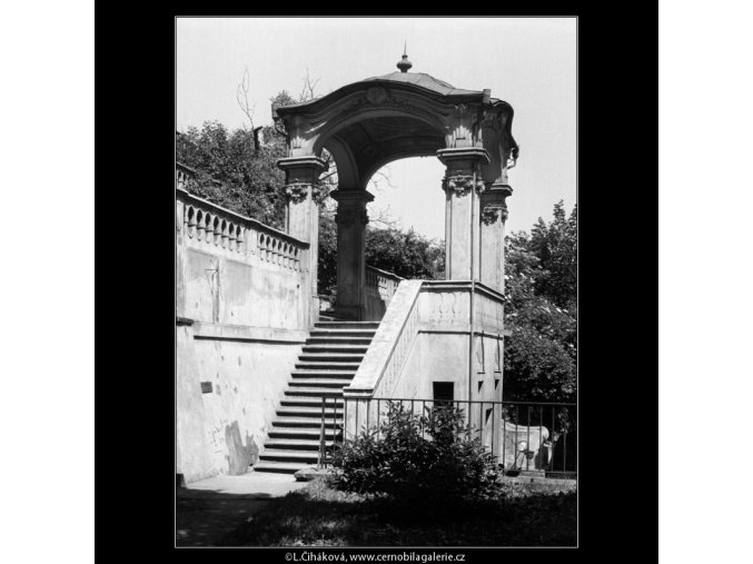 Barokní pavilónek (165-1), Praha 1959 červen, černobílý obraz, stará fotografie, prodej