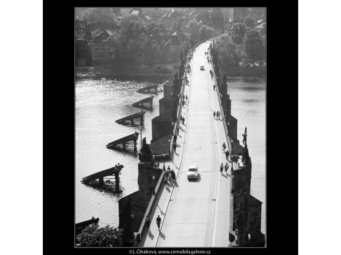 Karlův most (2959-1), Praha 1964 červen, černobílý obraz, stará fotografie, prodej