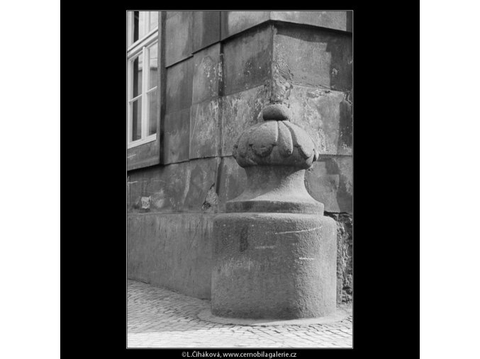 Patník (2983), Praha 1964 červen, černobílý obraz, stará fotografie, prodej