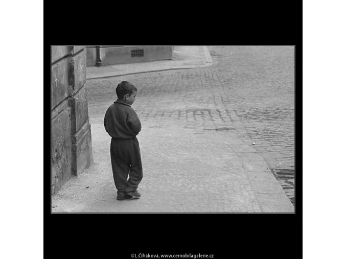 Kluk (3254), žánry - Praha 1964 září, černobílý obraz, stará fotografie, prodej