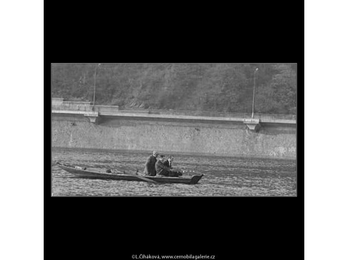 Rybáři (3305), žánry - Praha 1964 listopad, černobílý obraz, stará fotografie, prodej