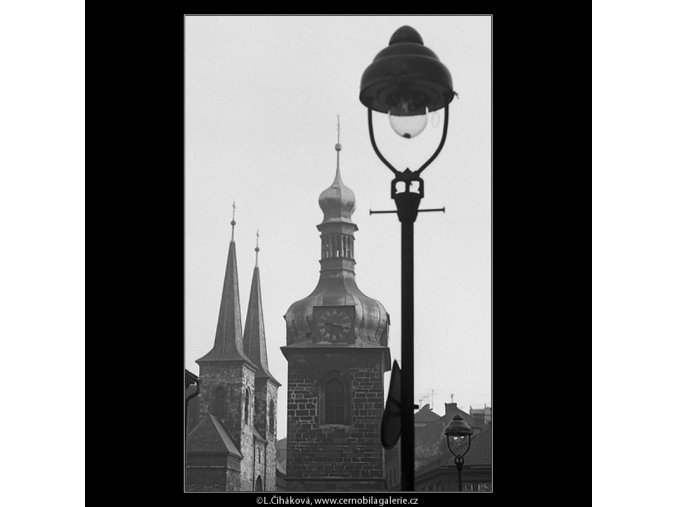 Pohledy na Petrskou věž (3308-2), Praha 1964 listopad, černobílý obraz, stará fotografie, prodej