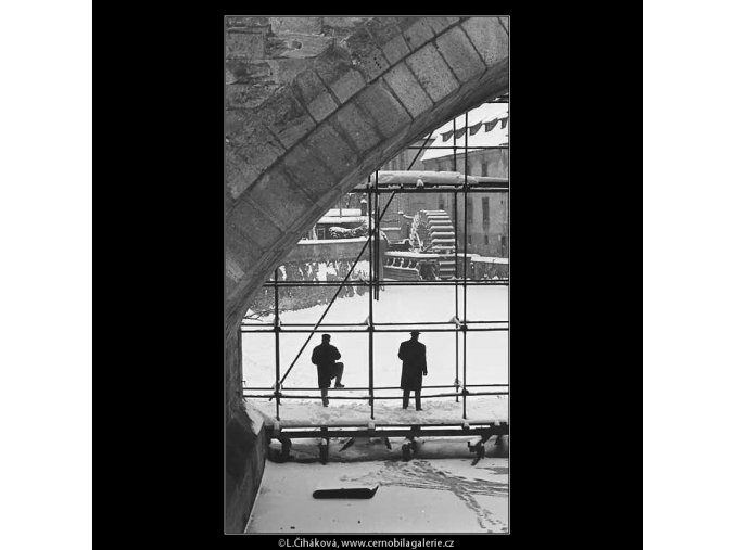 Fotografové (3526), žánry - Praha 1965 březen, černobílý obraz, stará fotografie, prodej