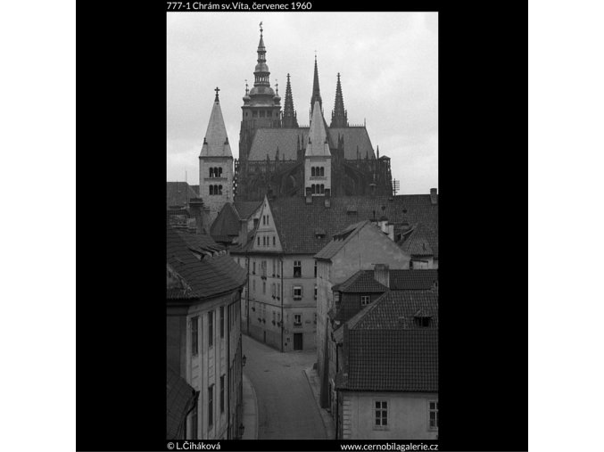 Chrám sv.Víta (777-1), Praha 1960 červenec, černobílý obraz, stará fotografie, prodej