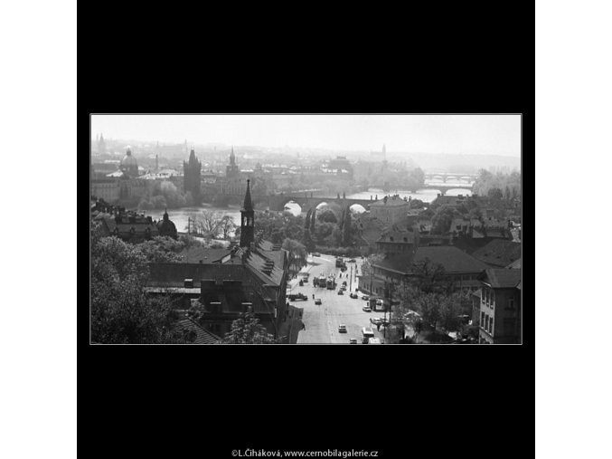 Klárov a mosty (3694-1), Praha 1965 květen, černobílý obraz, stará fotografie, prodej