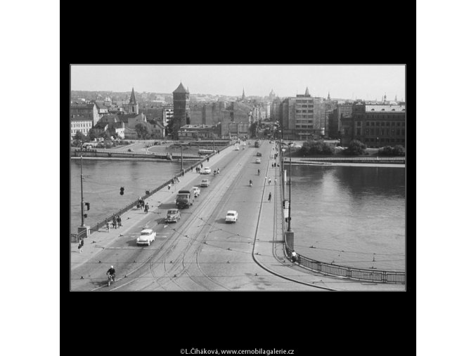 Švermův most (3766-3), Praha 1965 červen, černobílý obraz, stará fotografie, prodej