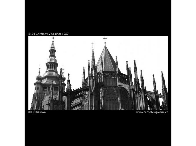 Chrám sv.Víta (5191), Praha 1967 únor, černobílý obraz, stará fotografie, prodej