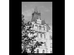 Dům U Dvořáků (5457), Praha 1967 srpen, černobílý obraz, stará fotografie, prodej