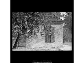 Domek na Kampě (5591), Praha 1967 září, černobílý obraz, stará fotografie, prodej