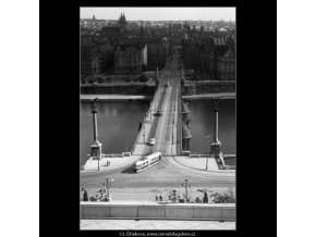 Pohled na Čechův most (259-7), Praha 1959 září, černobílý obraz, stará fotografie, prodej