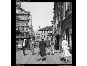 Ruch ulice (388), Praha 1959 , černobílý obraz, stará fotografie, prodej
