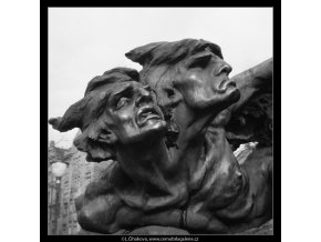 Detail z Palackého pomníku (740-2), Praha 1959 , černobílý obraz, stará fotografie, prodej