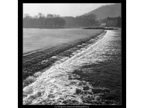 Pohled na jez (794-1), Praha 1959 , černobílý obraz, stará fotografie, prodej