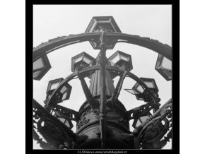 Lucernový stožár (542), Praha 1960 , černobílý obraz, stará fotografie, prodej