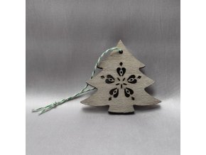 203312 I ozdoba-stromek-vyrezavany-drevo