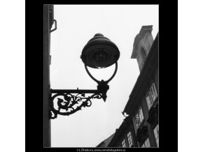 Plynová lampa (994), Praha 1959 , černobílý obraz, stará fotografie, prodej