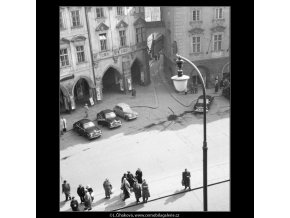 Z okna Staroměstské radnice (531), žánry - Praha 1959 , černobílý obraz, stará fotografie, prodej