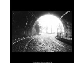Tunel pod Vyšehradem (1018-1), žánry - Praha 1960 prosinec, černobílý obraz, stará fotografie, prodej