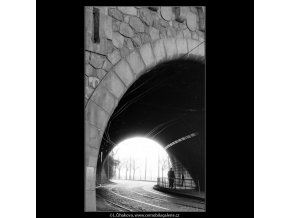 Tunel pod Vyšehradem (1018-22), žánry - Praha 1960 prosinec, černobílý obraz, stará fotografie, prodej