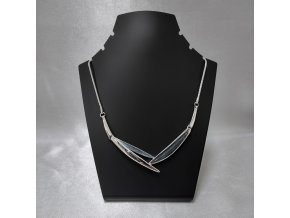 604284 I nahrdelnik-vecko-sede