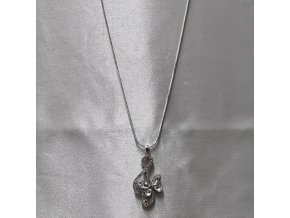 604297 I nahrdelnik-houslovy-motyl