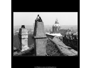 Mikulášský chrám (1306), Praha 1961 jaro, černobílý obraz, stará fotografie, prodej