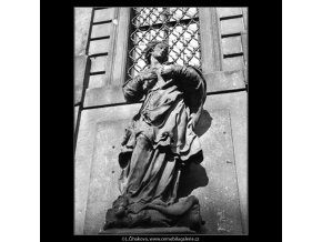 Socha Panny Marie (1313-2), Praha 1961 , černobílý obraz, stará fotografie, prodej