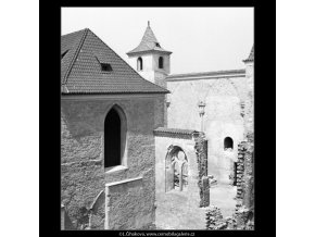 Anežský klášter (1327-1), Praha 1961 jaro, černobílý obraz, stará fotografie, prodej