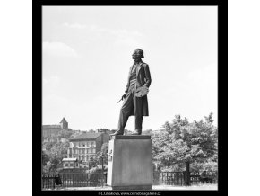 Pomník Josefa Mánesa (1656), Praha 1962 červen, černobílý obraz, stará fotografie, prodej