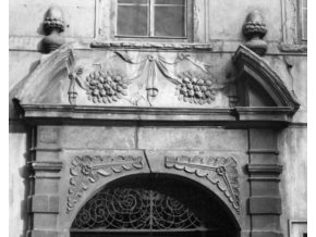 Část portálu (1989), Praha 1963 leden, černobílý obraz, stará fotografie, prodej