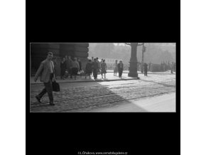 U Národního divadla (1947), žánry - Praha 1962 léto, černobílý obraz, stará fotografie, prodej
